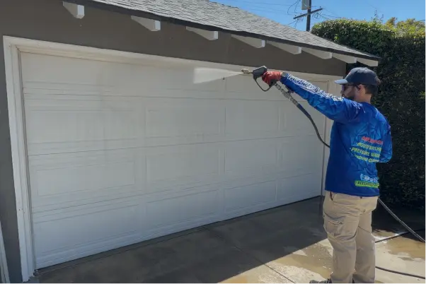 Rexterior exterior home cleaning service in Pasadena, CA
