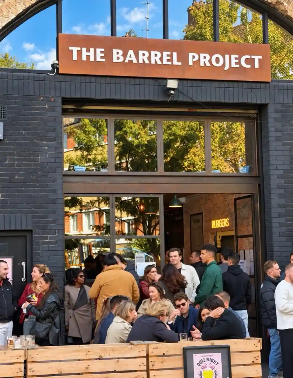 A little October sunshine on the Beer Mile ☀️ Make the most of the sunshine with a few beers at The Barrel Project!