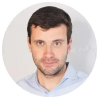 Ivan Novikov Headshot