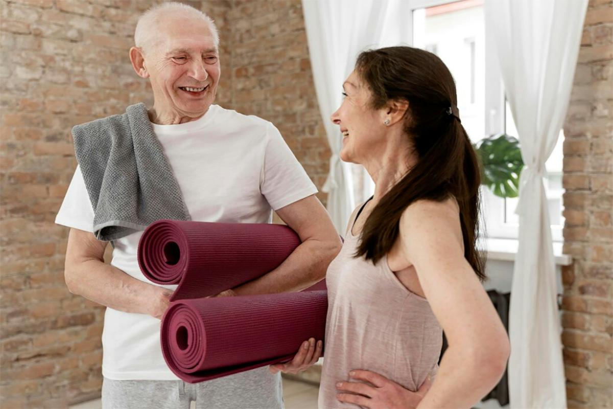 Knee Health Essentials: A Comprehensive Guide for Active Adults