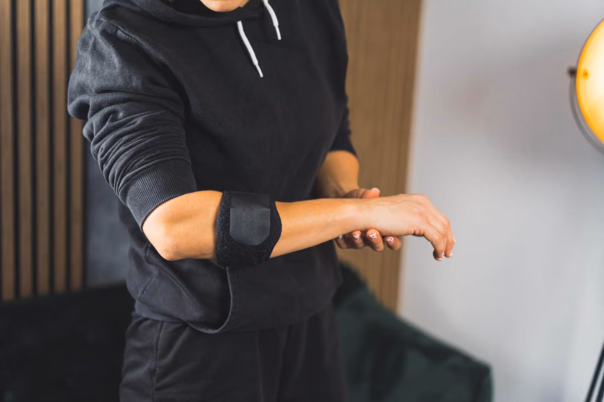 3. Eccentric Wrist Flexion Exercise