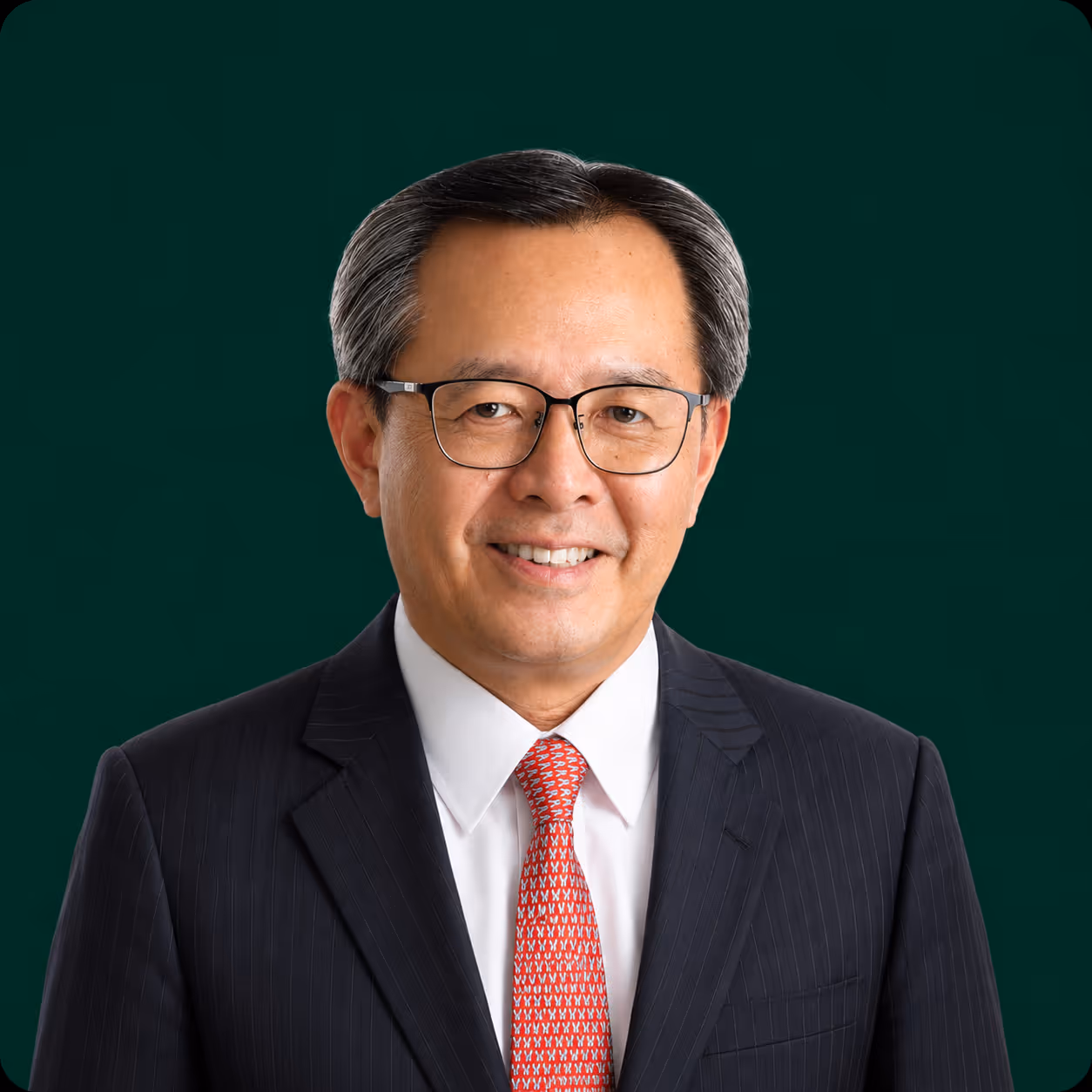 Professional portrait of Mr Gerard Lee, Strategic Advisor for Asset Management and AI Innovation at Arki Finance.