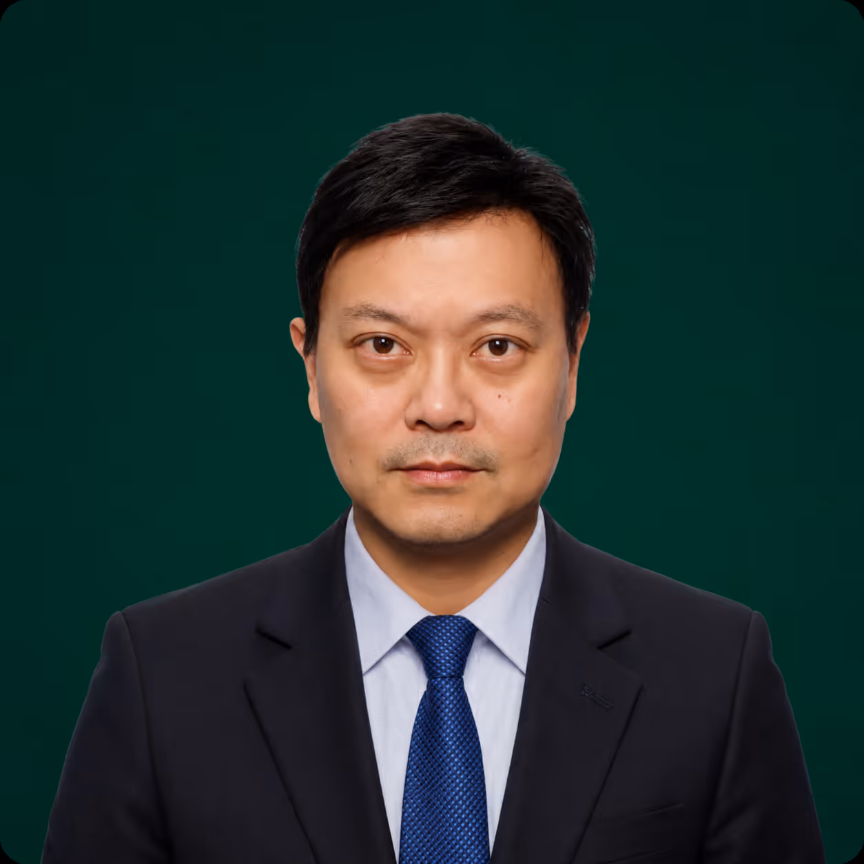 Professional portrait of Dr Michael Yip, Strategic Advisor for Strategic Growth and Corporate Advisory at Arki Finance.