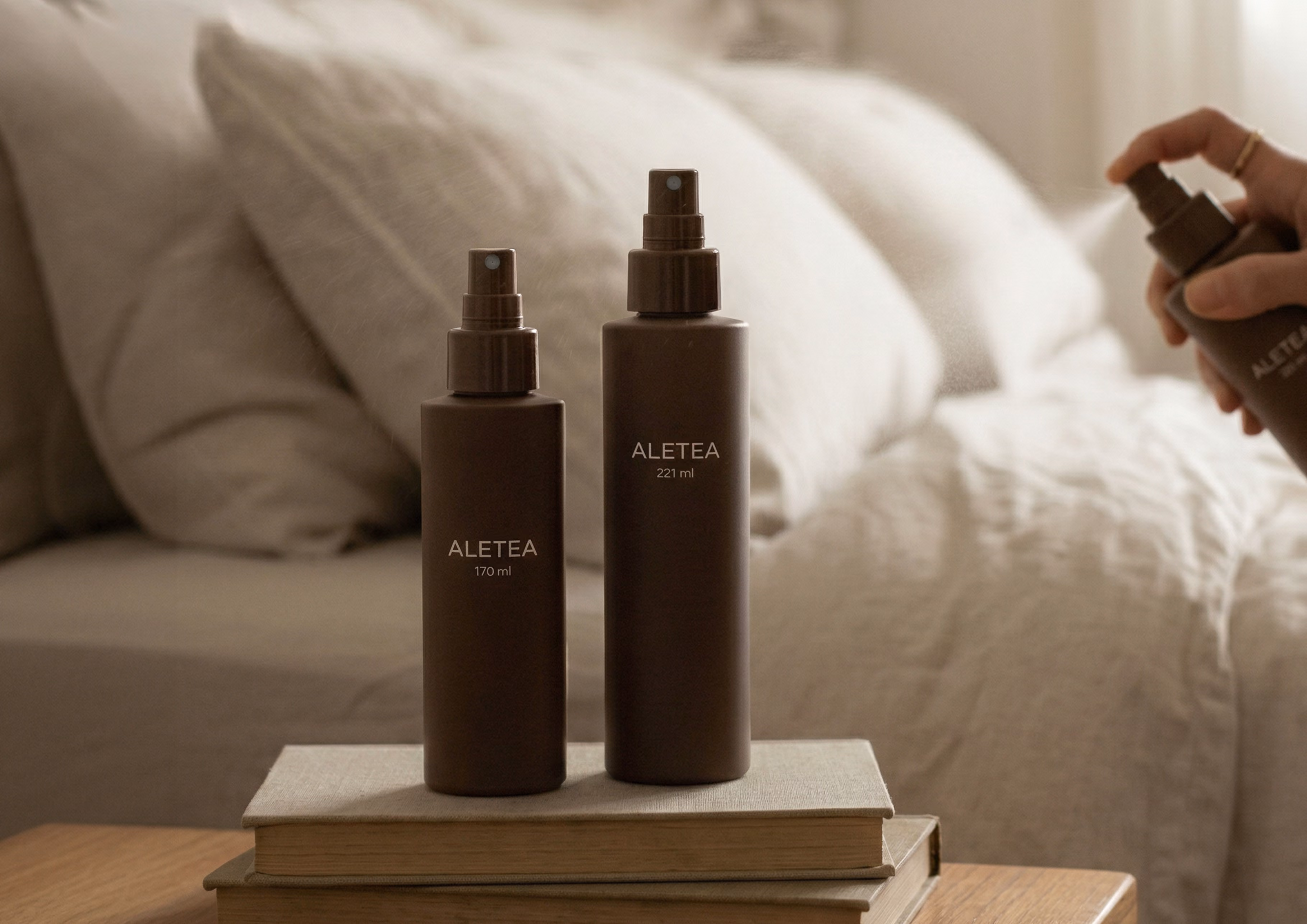 Refillable EBM AIRLESS for clean beauty