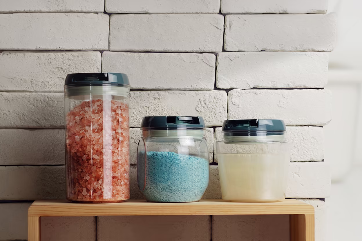 One-hand-open PET Kilner Jars