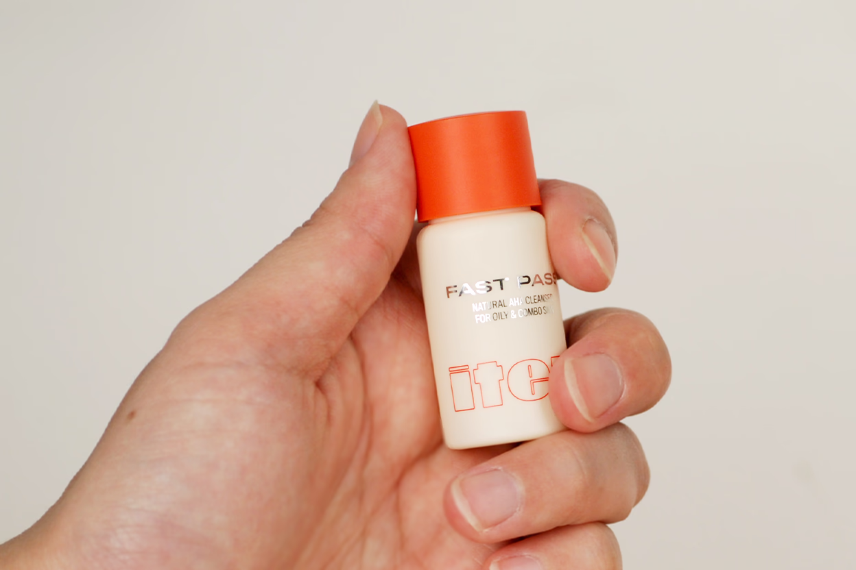 ITEM BEAUTY Skincare sample bottle makes a good travel mate