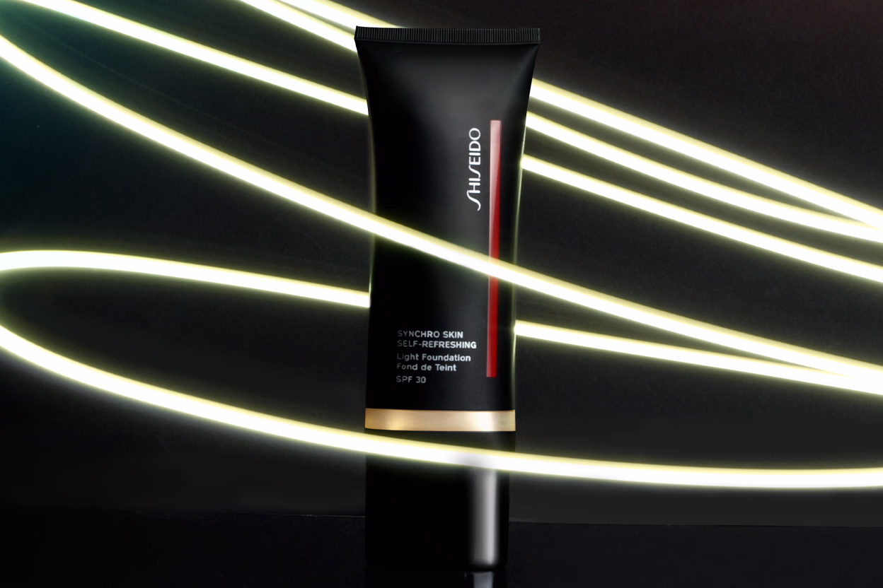 Tailored to needs. SHISEIDO uses super-oval nozzle tubes for Synchro Skin products