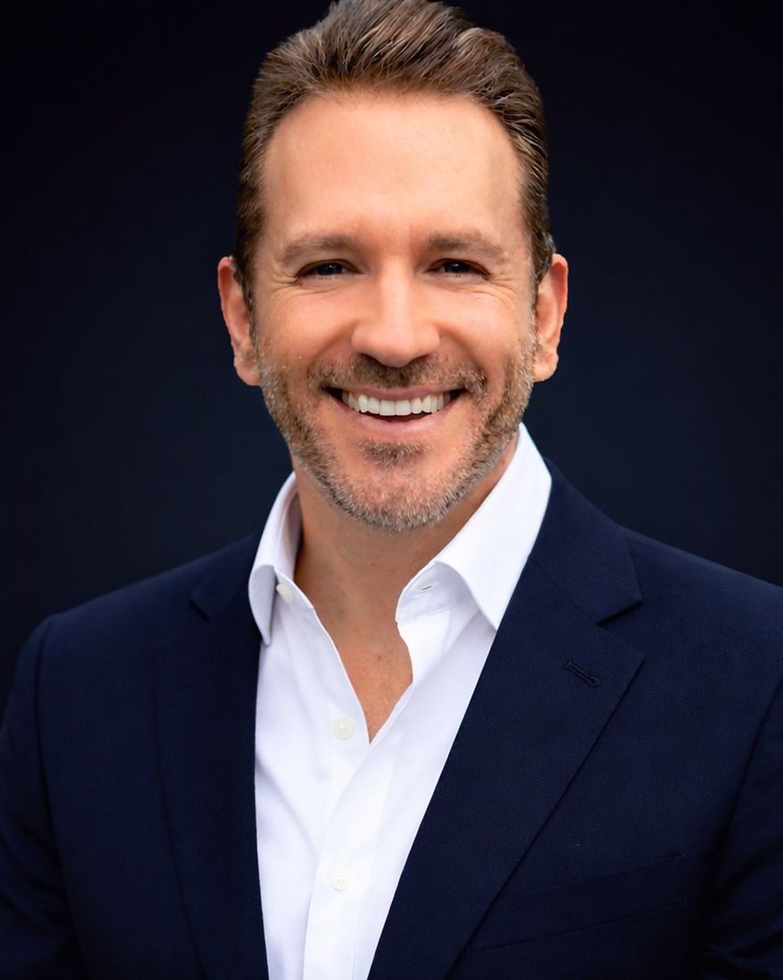 Glenn Llopis