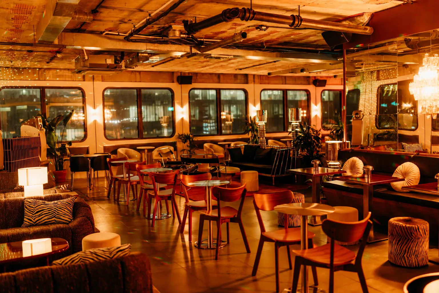 Details of the main floor at Nancy's