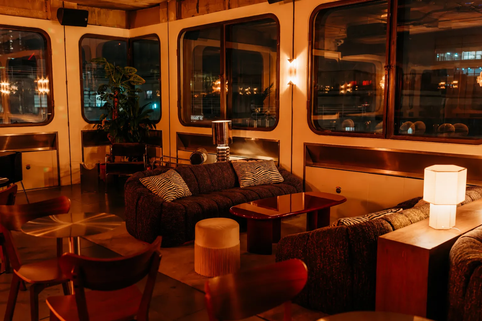 Bar seating at Nancy's, London Bridge
