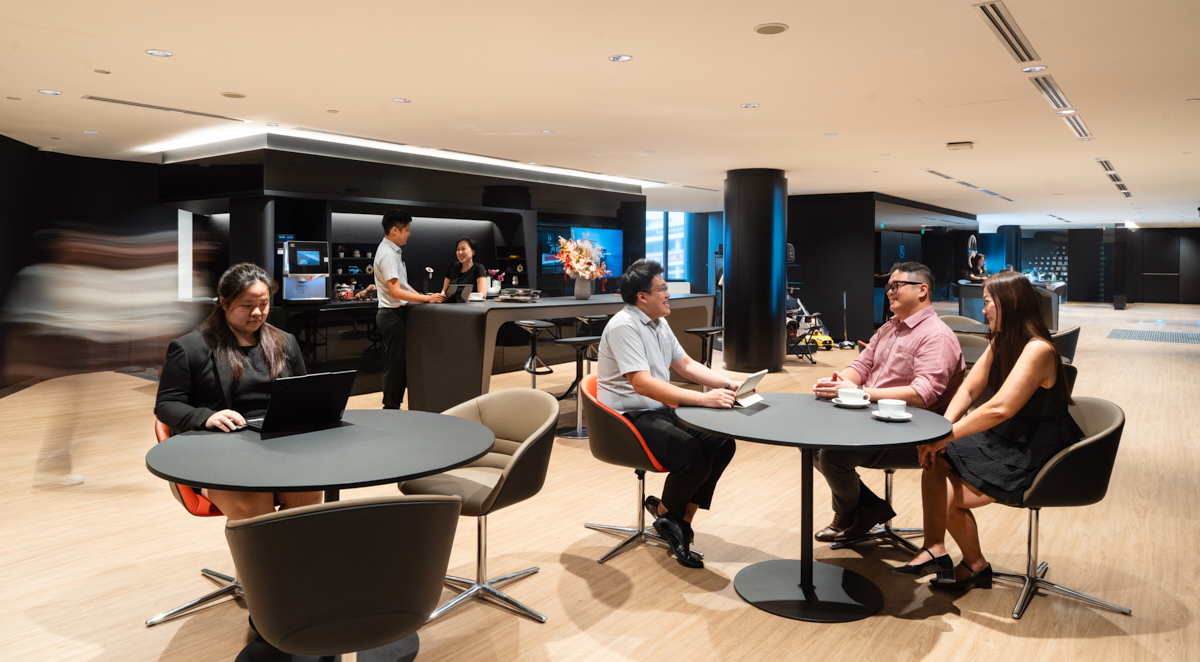 Mercedes Benz | Showroom Interior Photoshoot