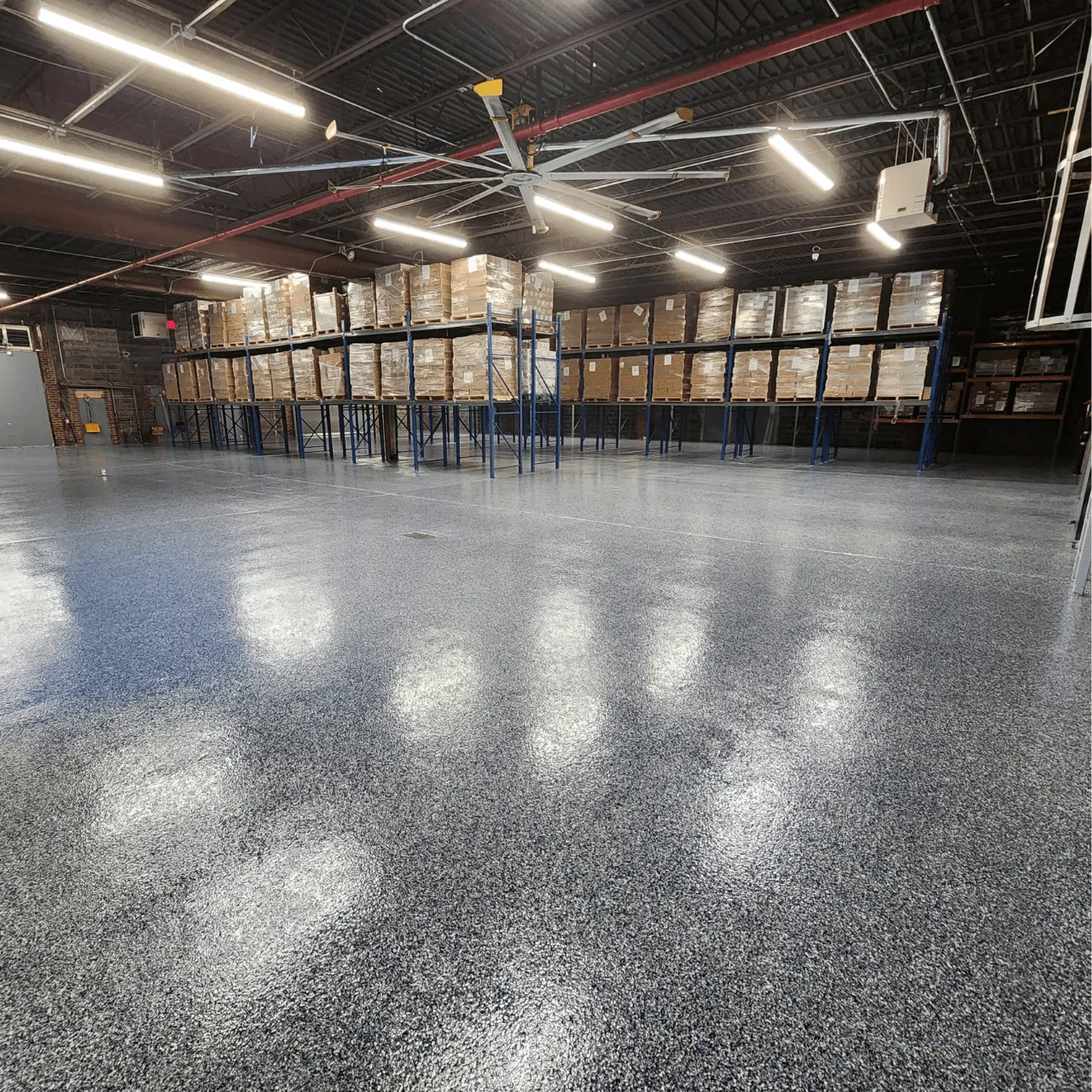 Flake epoxy floor in a warehouse