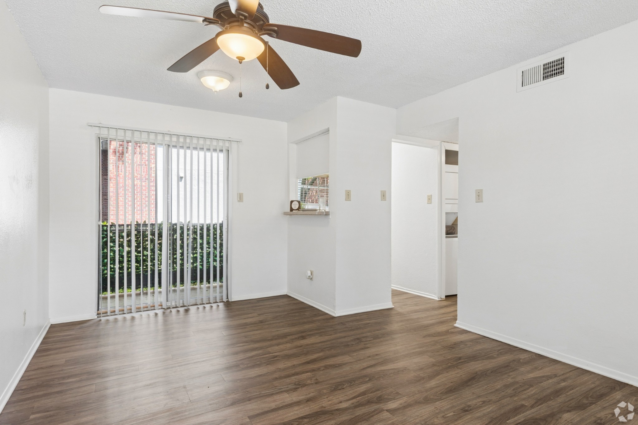 Living Area at Crestbrook Apartments in Burleson, Texas