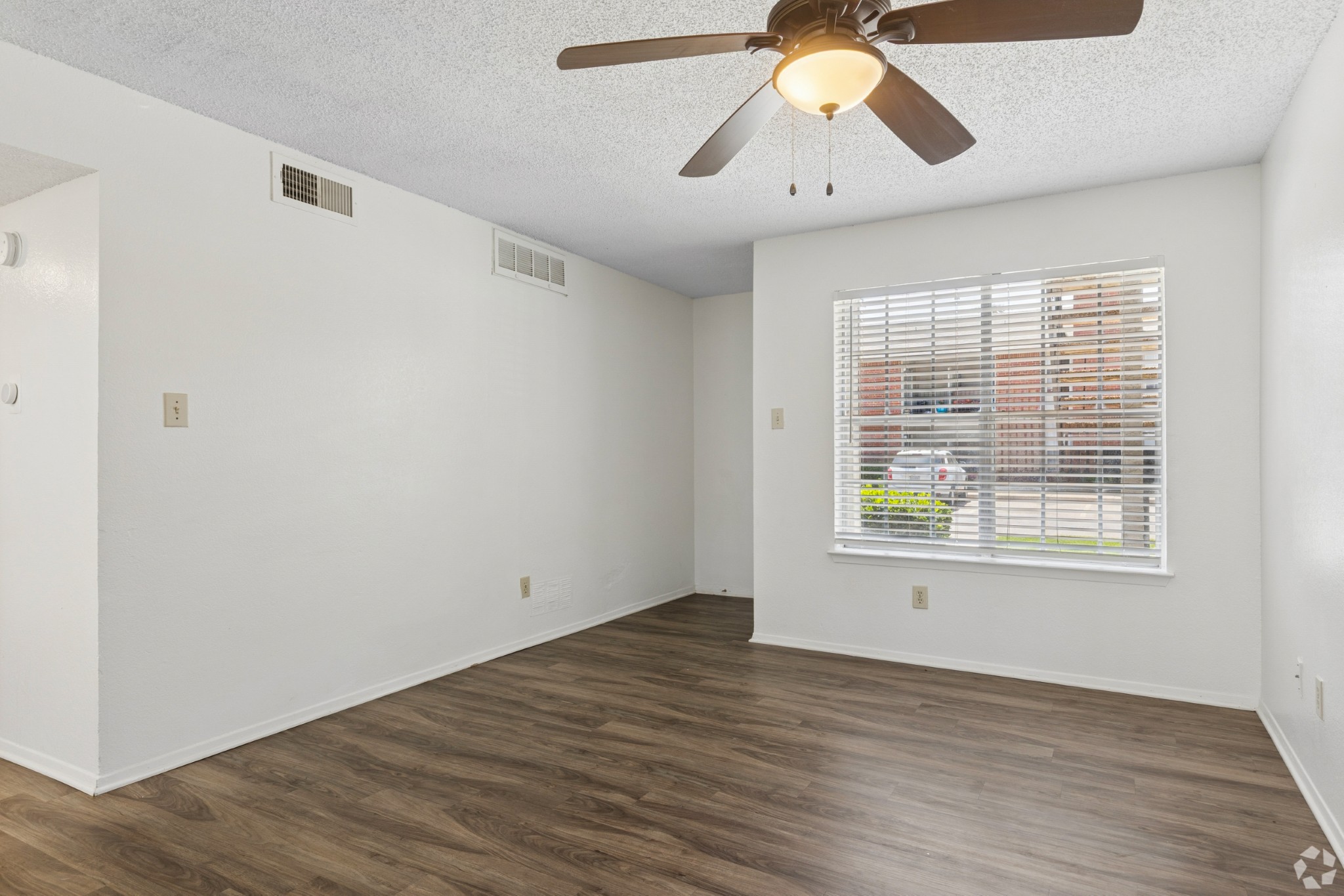 Living Area at Crestbrook Apartments in Burleson, Texas