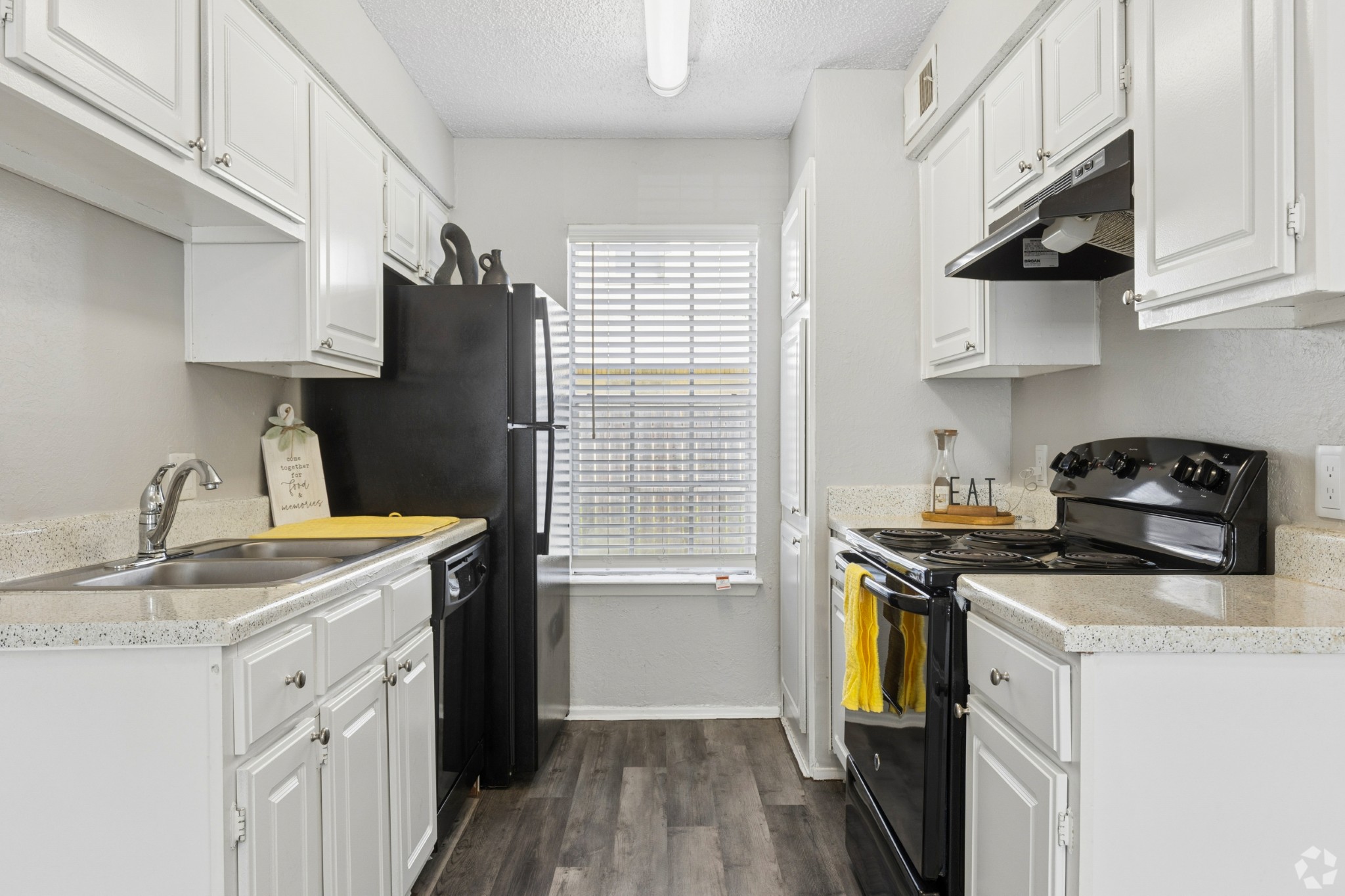 1 Bedroom Kitchen at Crestbrook Apartments in Burleson, Texas