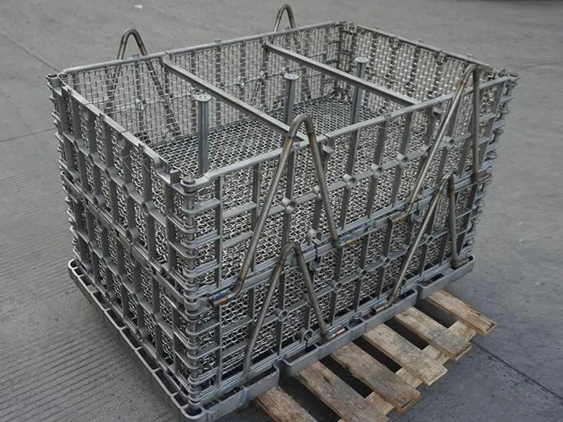 Industrial heat treatment equipment