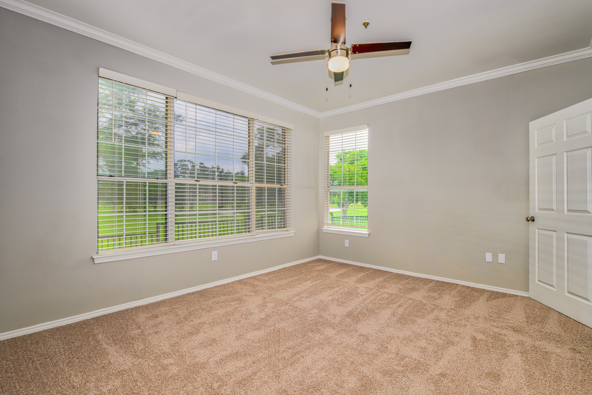 Living Room in The Fairways at Prestonwood Apartments in Dallas, Texas