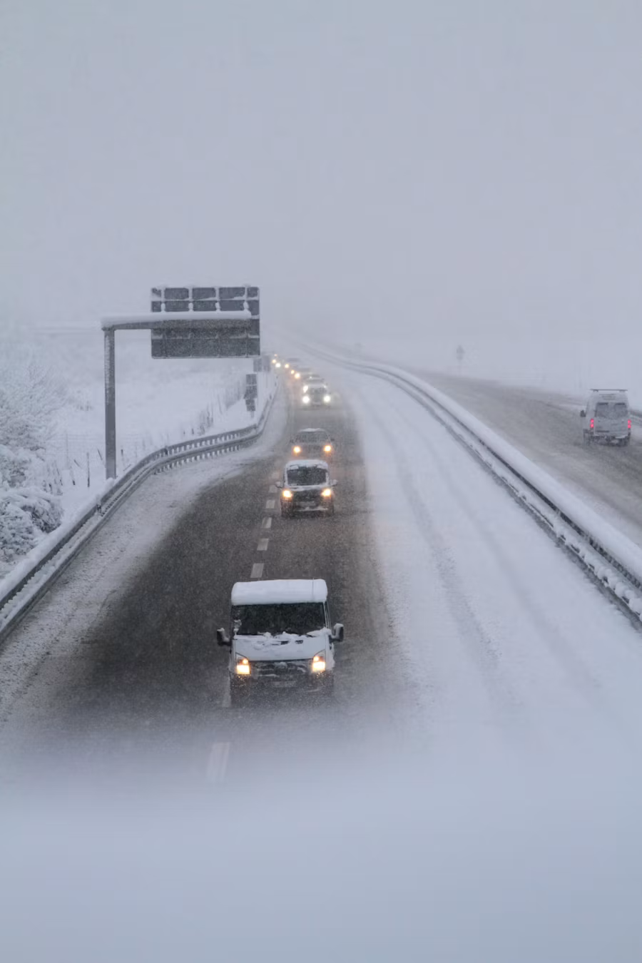 How to Know If the Weather Is Safe to Drive Your RV: A Practical Guide