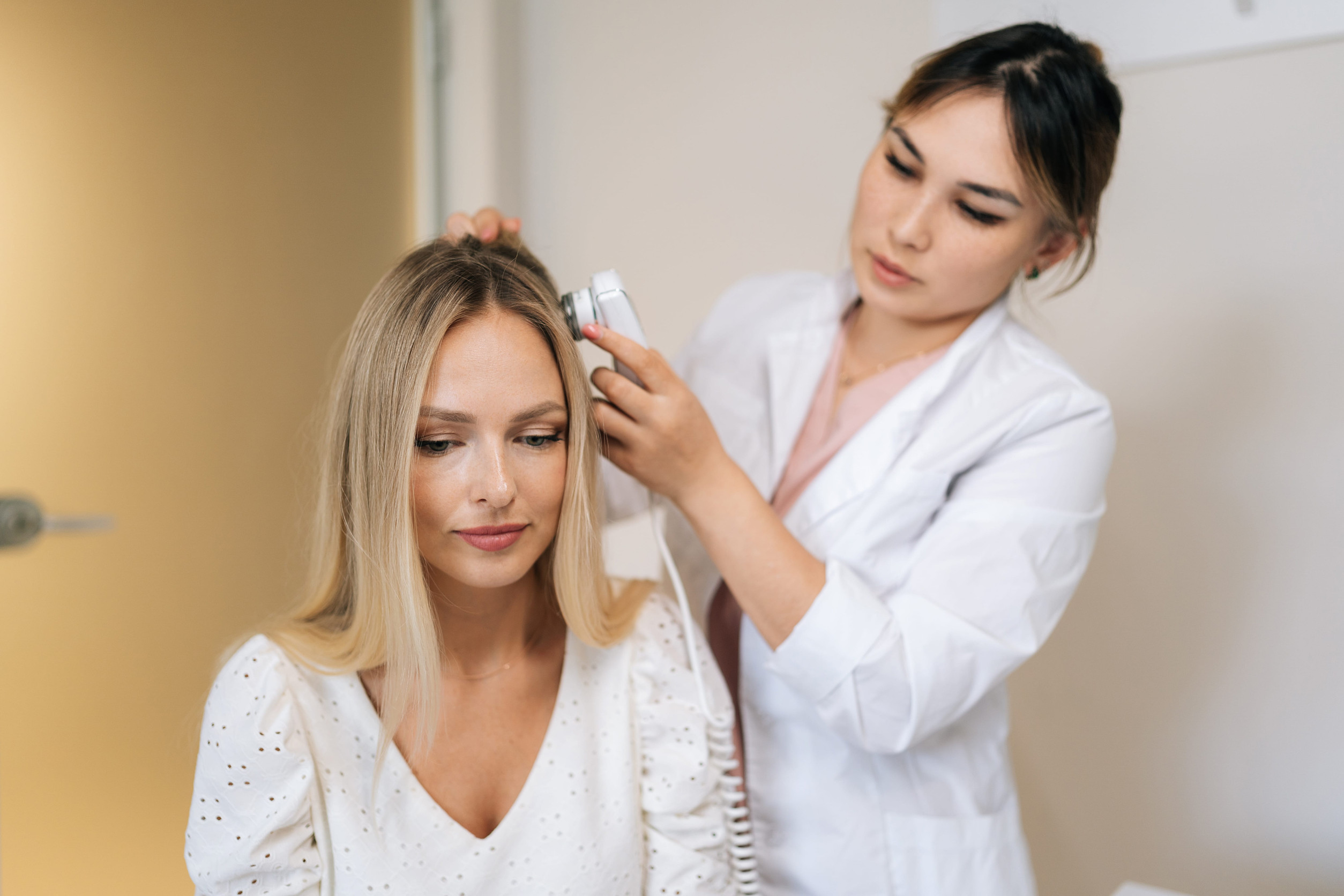 Una fase preparatoria al trapianto di capelli a Firenze