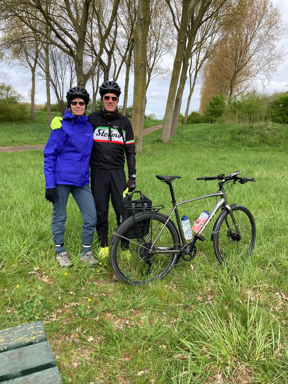 Couple touring in Holland