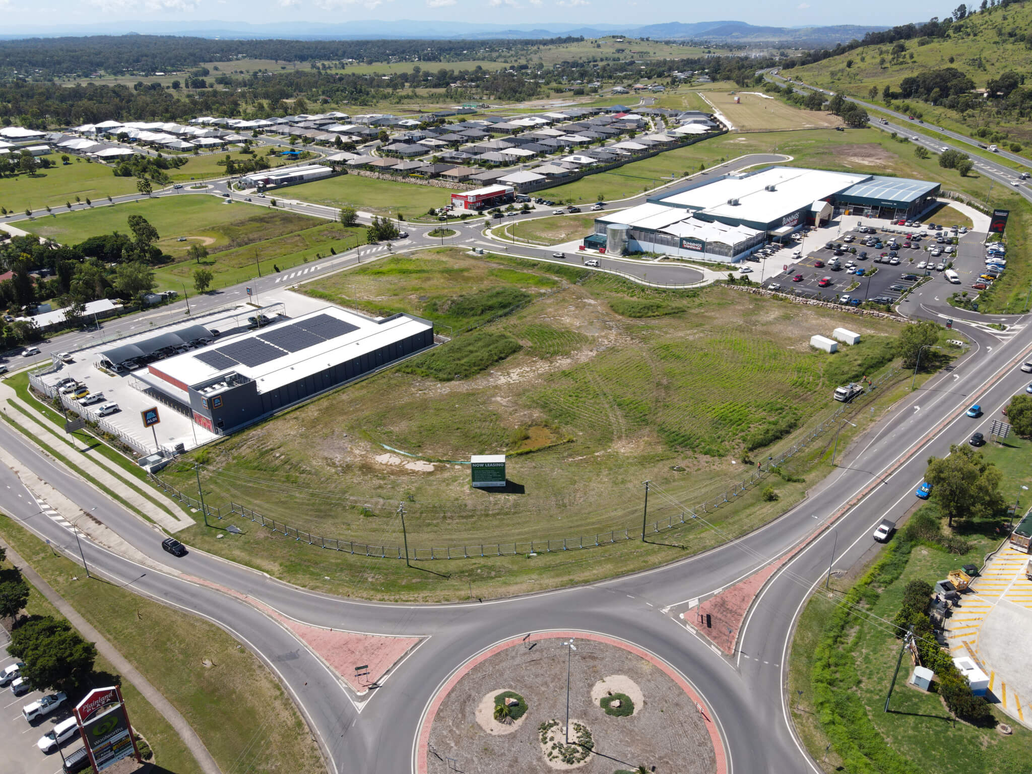 Duplex in Plainland Crossing Estate (Plainland, QLD)
