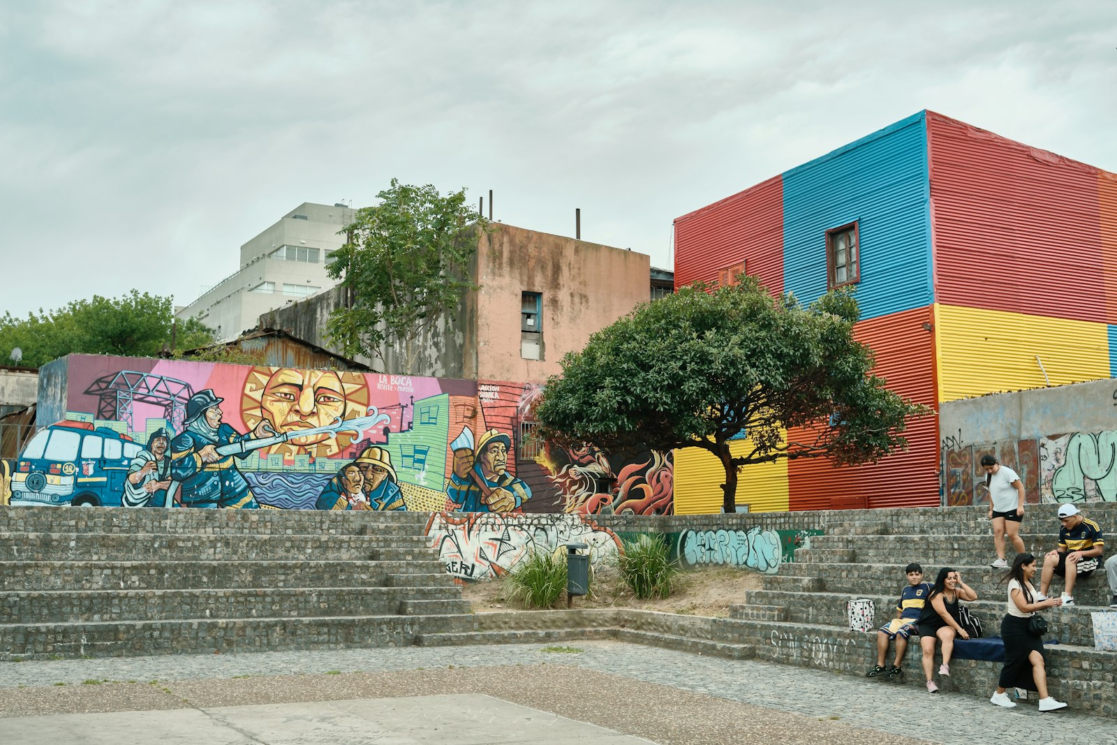 A vivid street mural brightening a Buenos Aires staircase. Photo by Frans Ruiter on Unsplash.