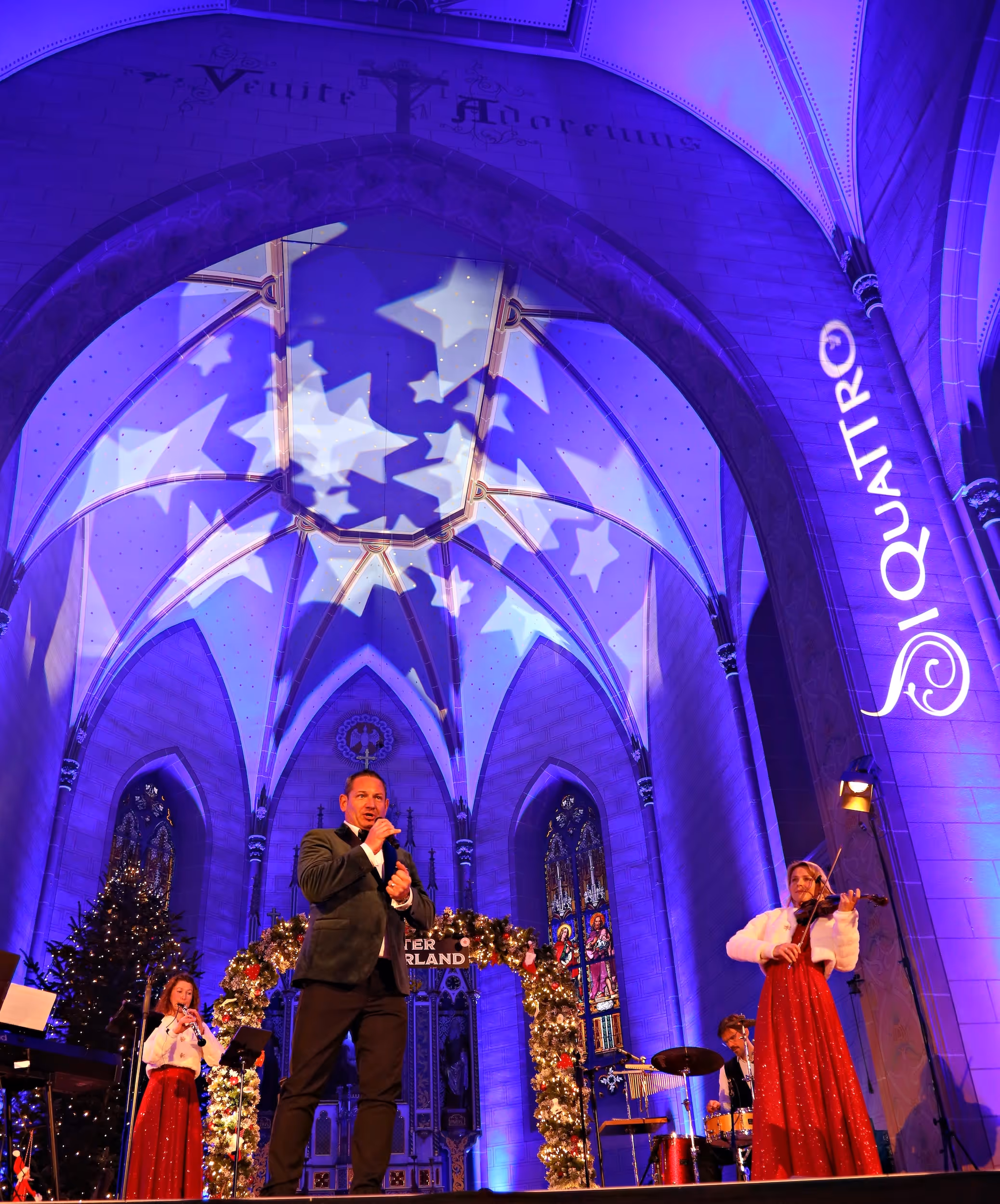 Adventskonzert I Quattro in der Kirche Leuggern – Stage-Conzept (Bild 1)