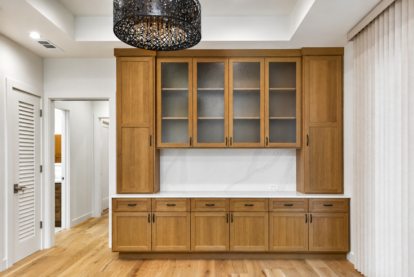 Dining hutch