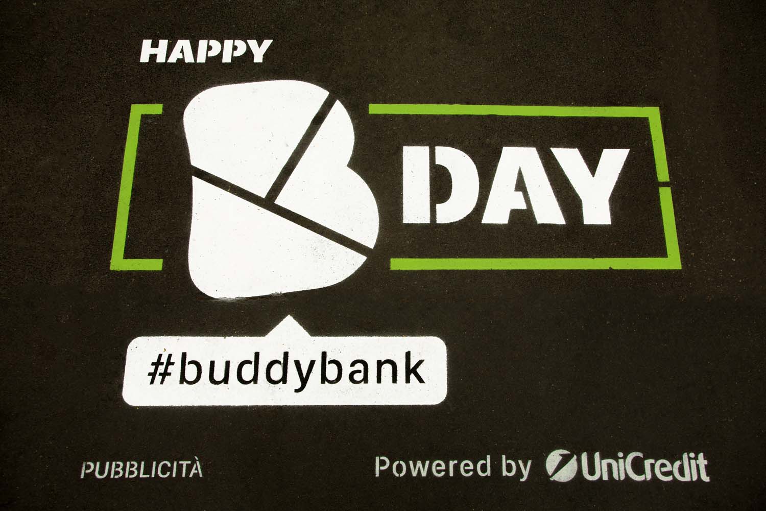 graffiti pubblicitari buddy bank