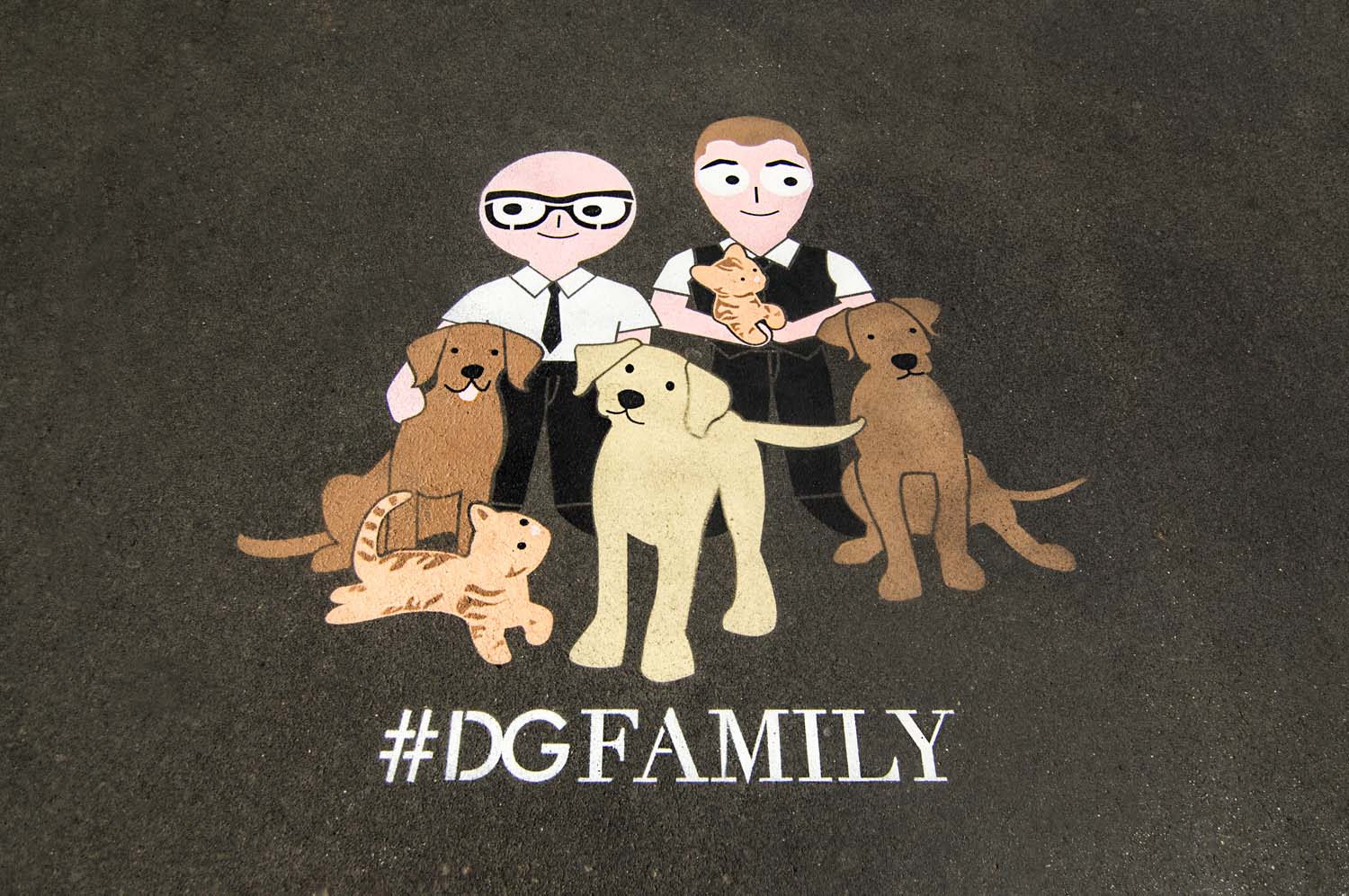outdoor advertising d&g