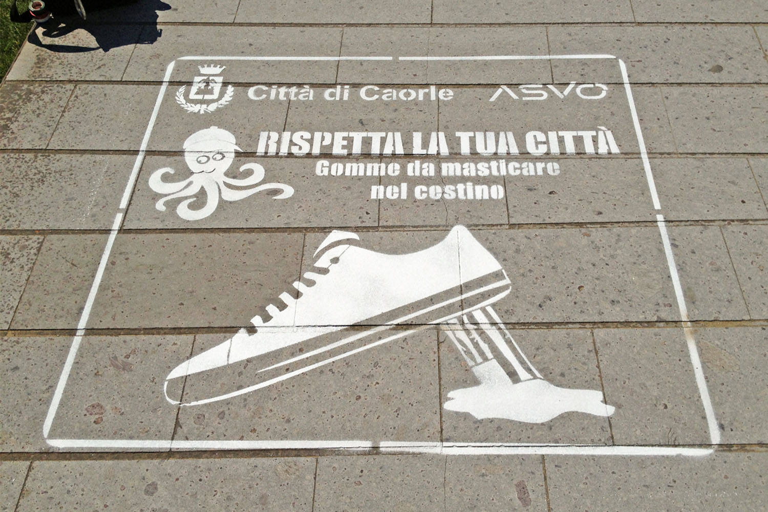 graffiti pubblicitari caorle