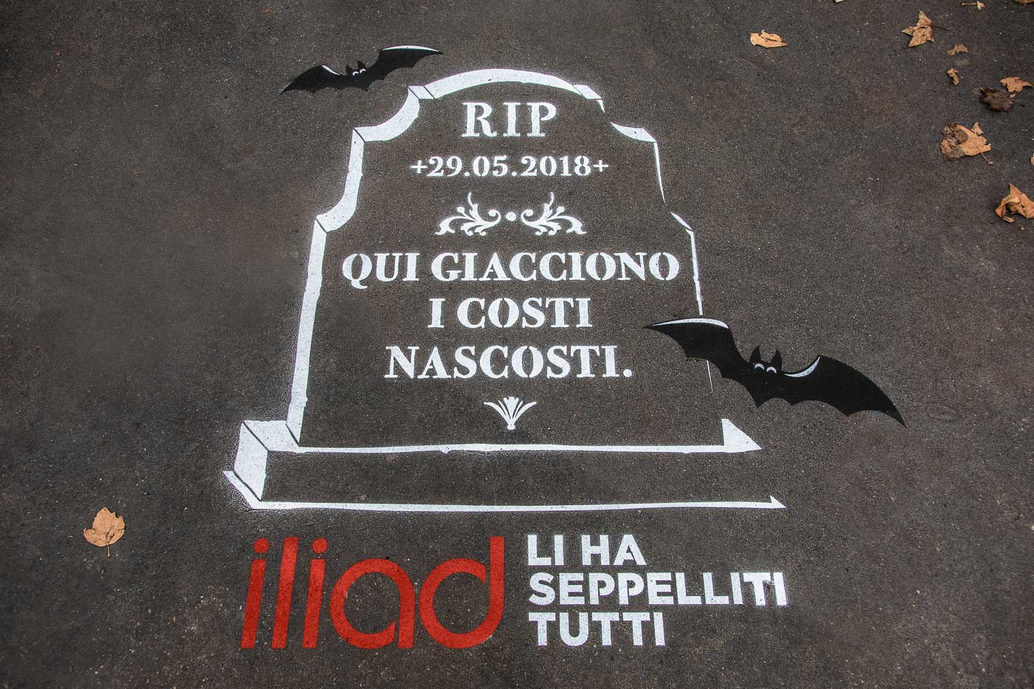 graffiti pubblicitari iliad