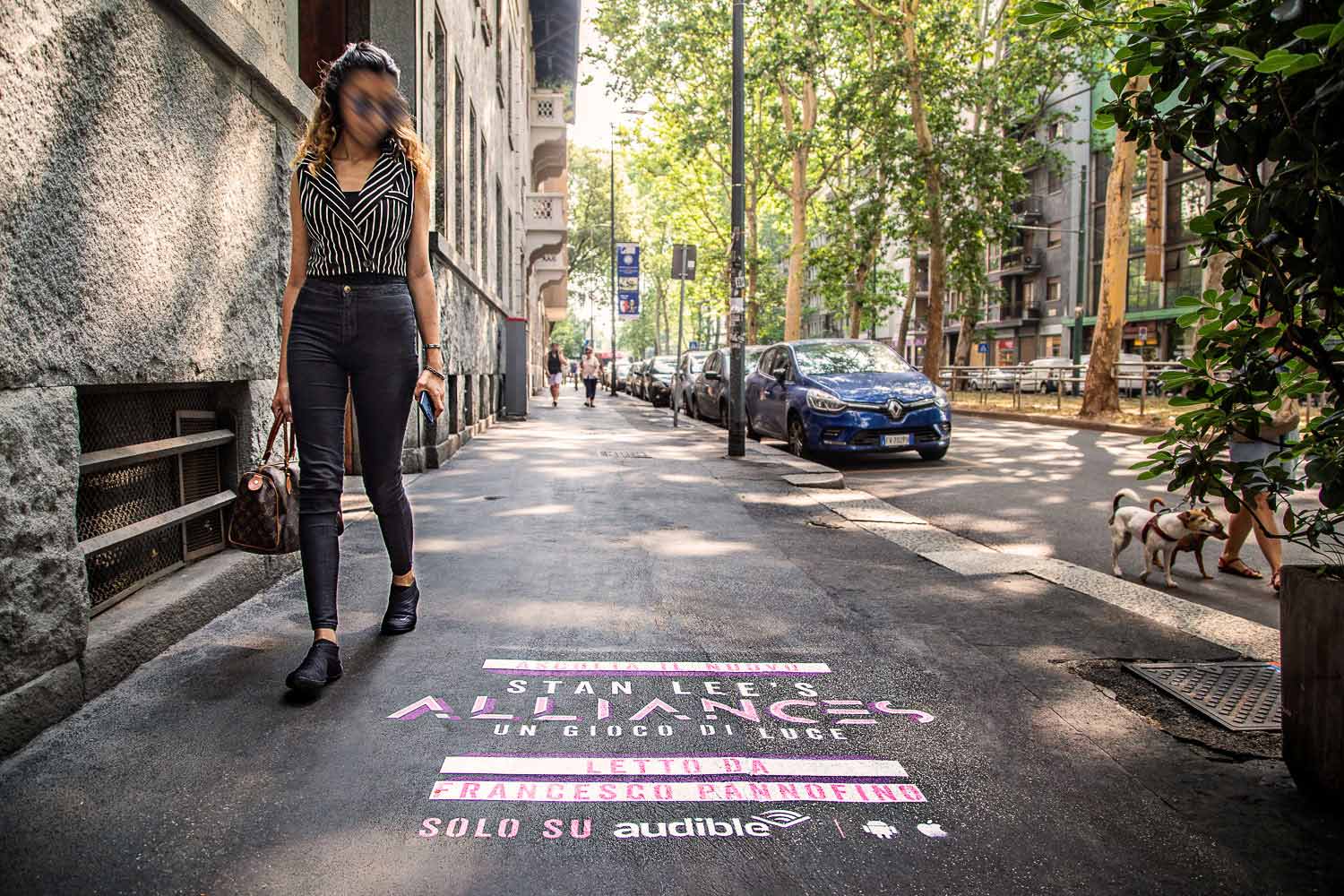 graffiti pubblicitari audible stan lee