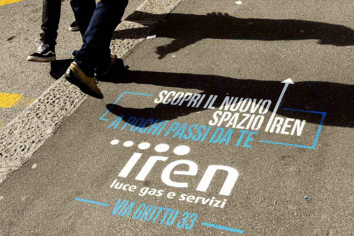 graffiti pubblicitari iren energia