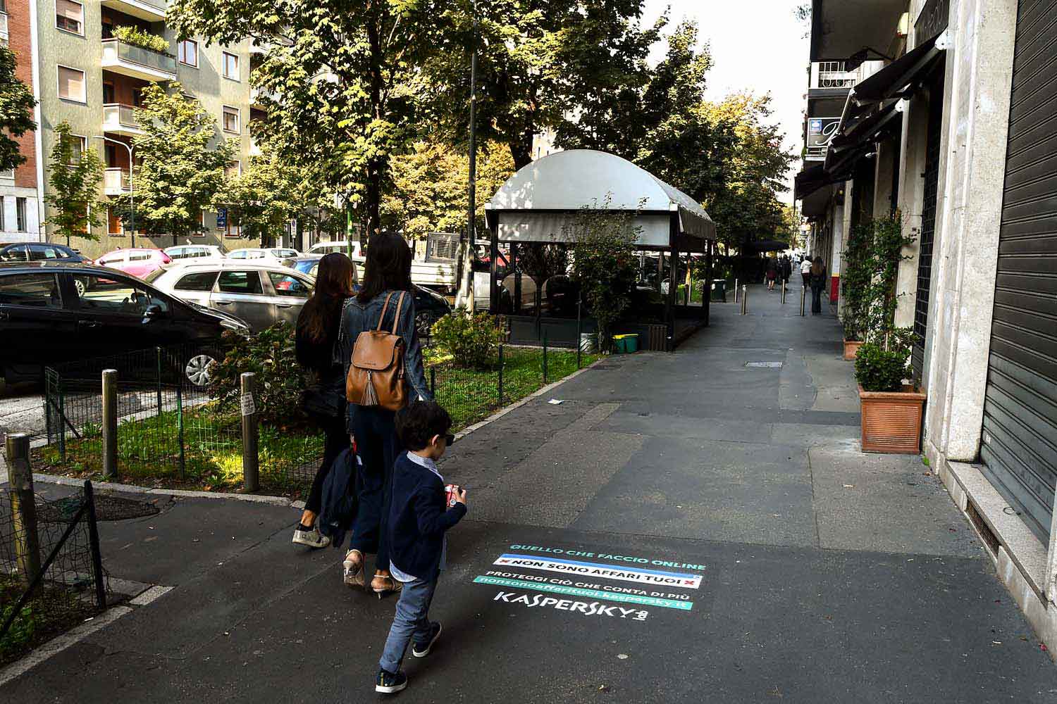 ambient advertising kaspersky