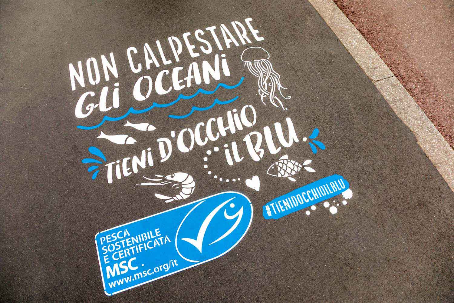 floor advertising marine