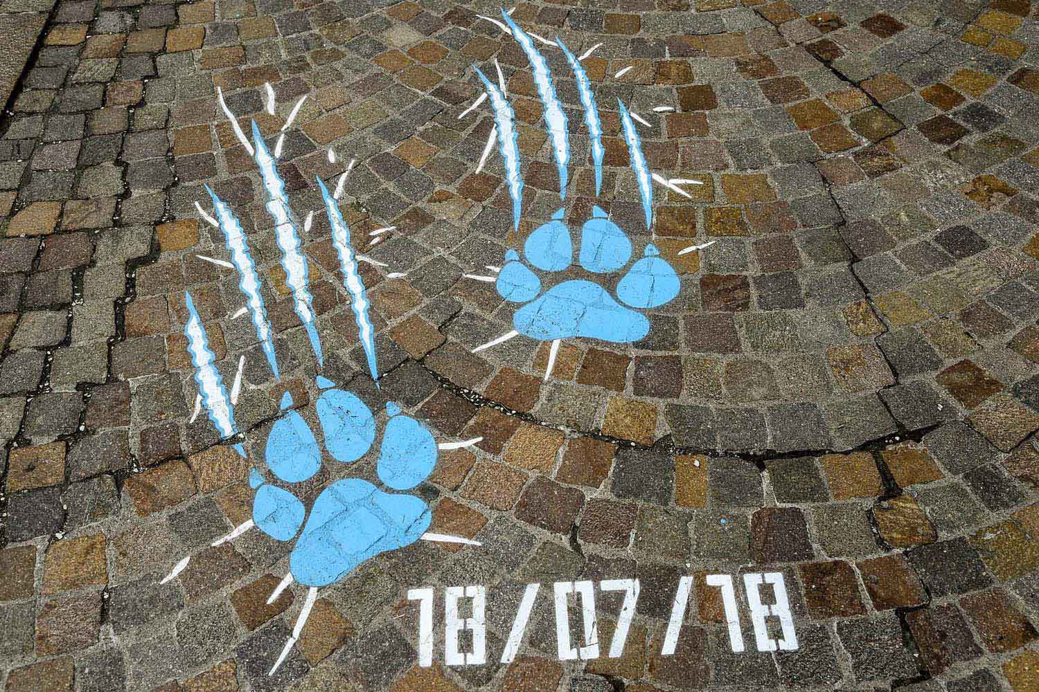 graffiti pubblicitari robe di kappa