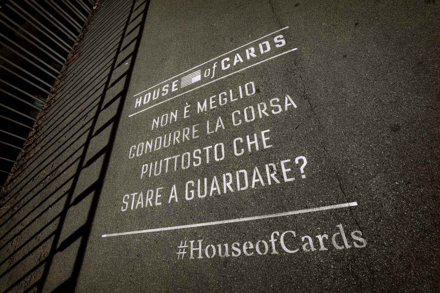 graffiti pubblicitari house of cards