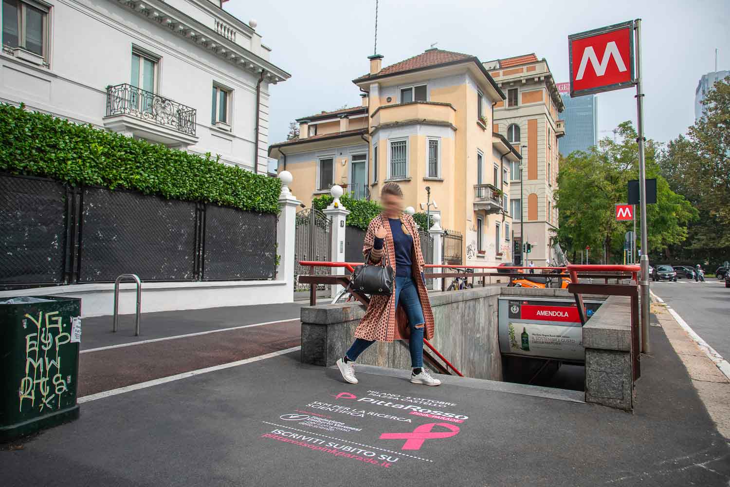 street advertising pittarosso pink parade