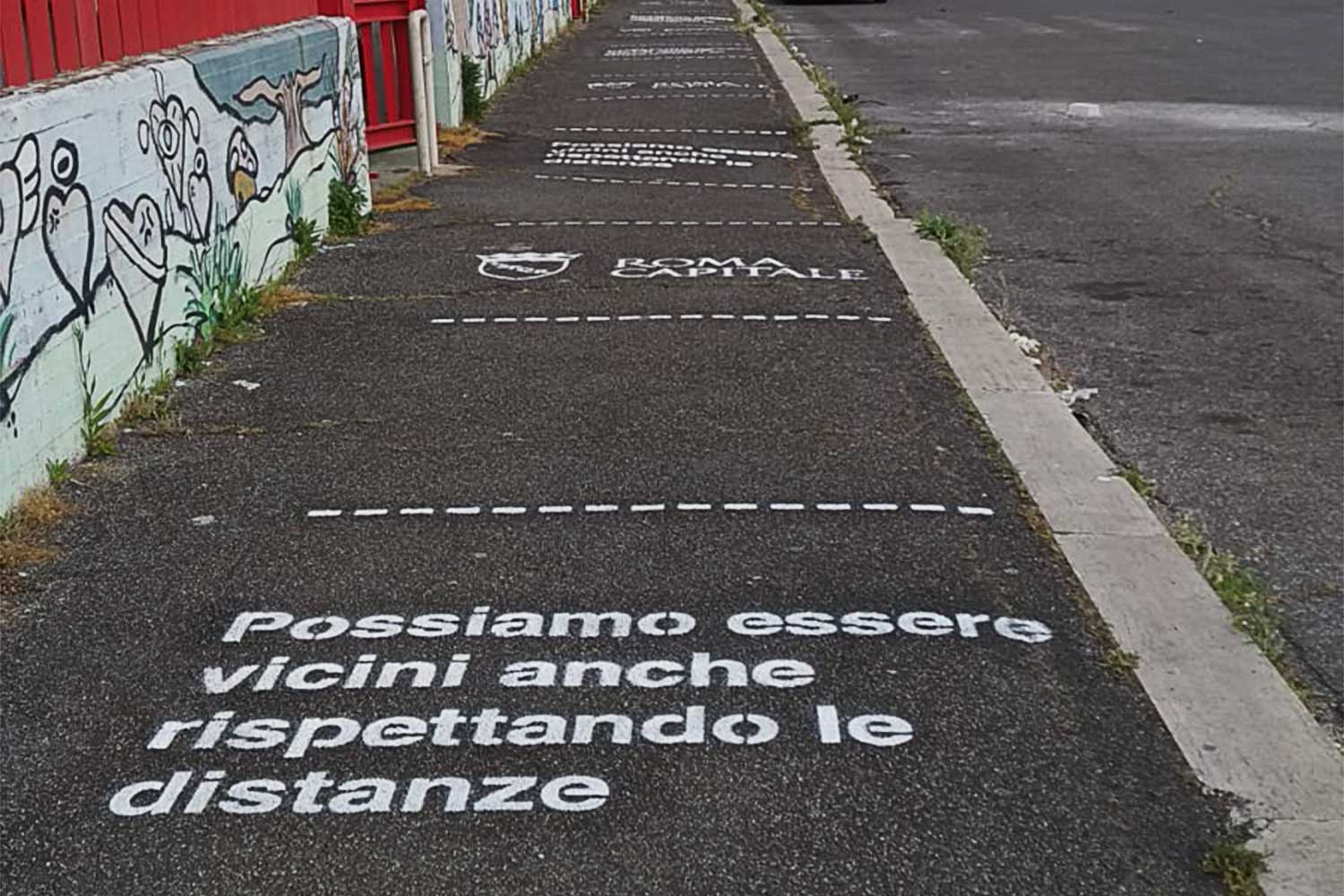 ambient marketing roma capitale social distancing 