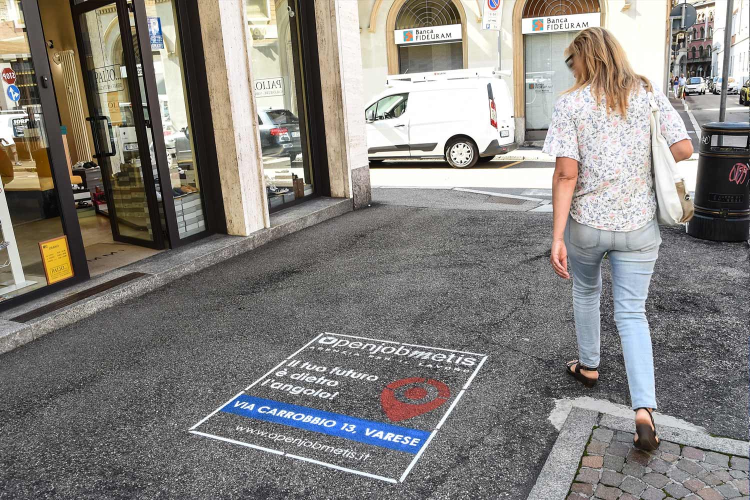 graffiti pubblicitari openjob metis