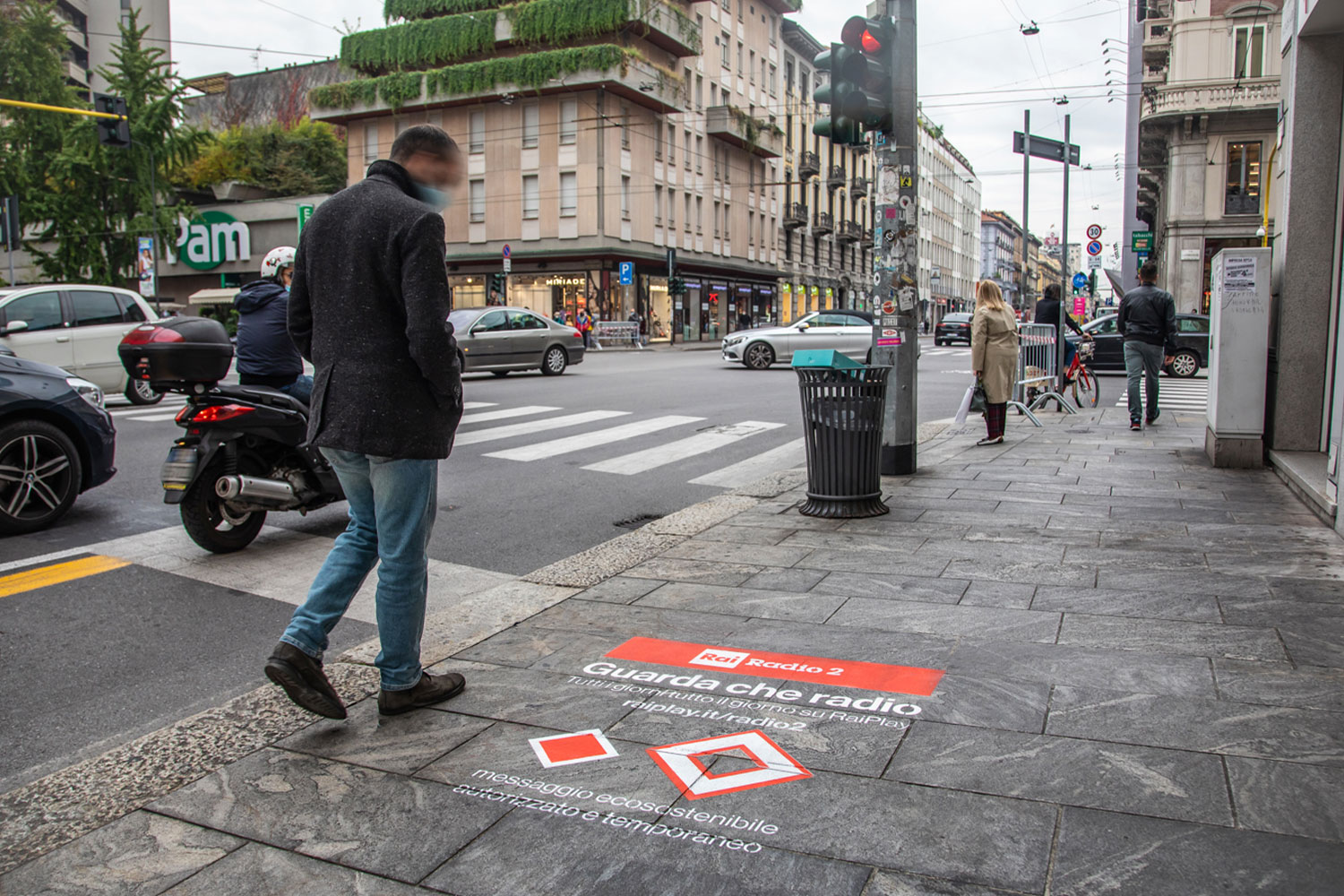 floor advertising radio 2