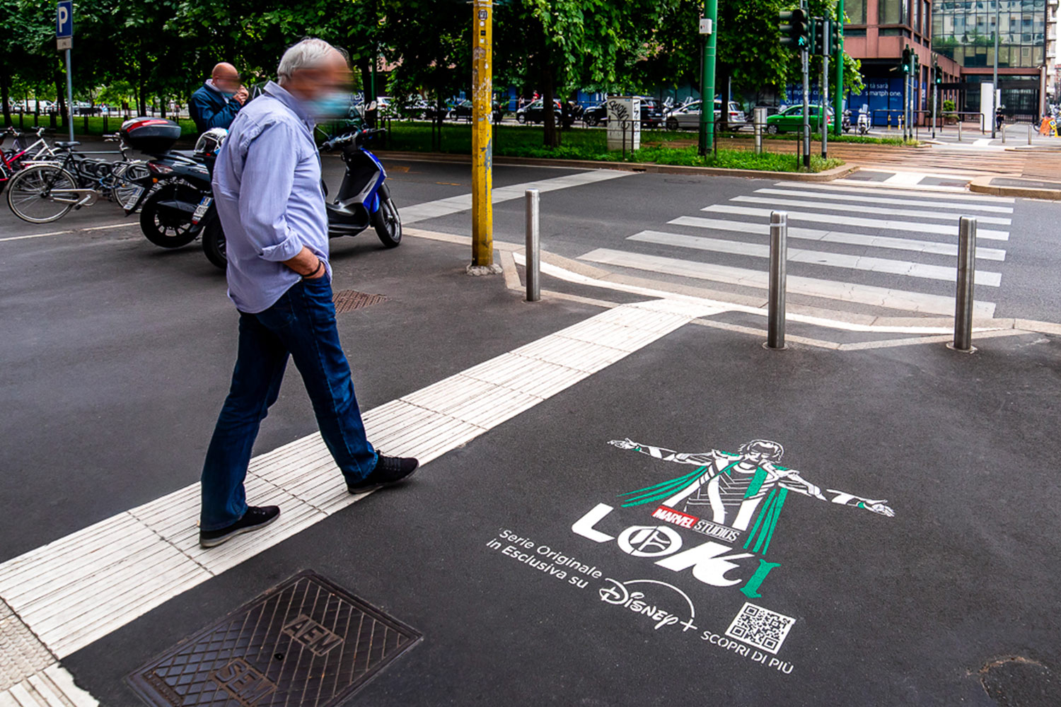 street marketing disney marvel Loki
