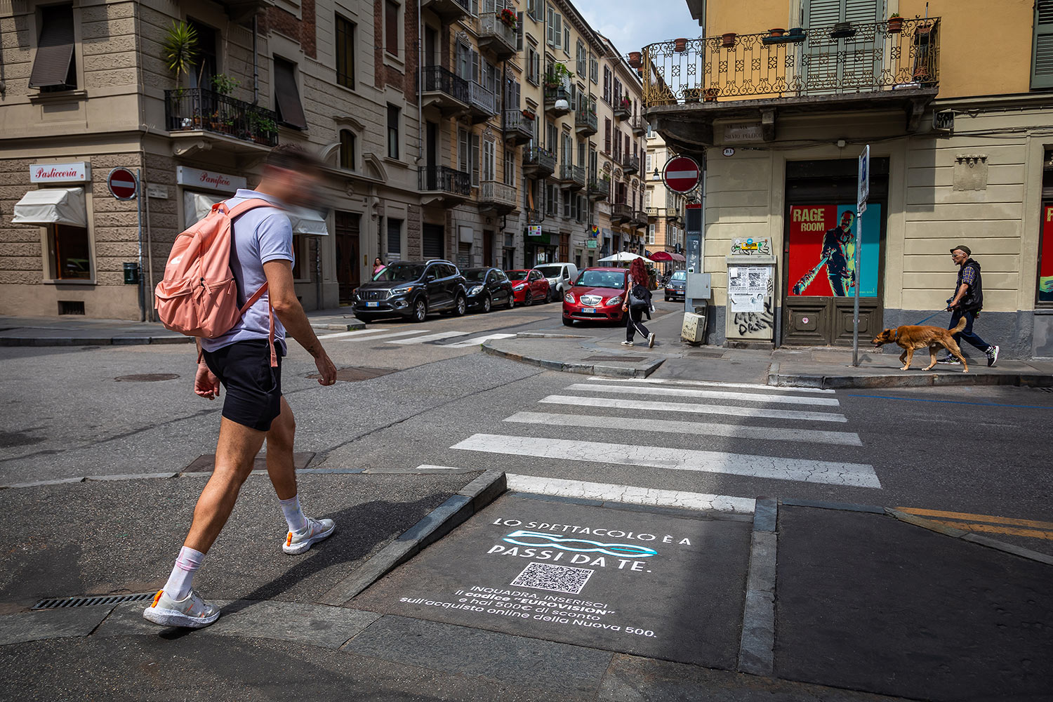 street advertising FCA Fiat Chrysler Auto