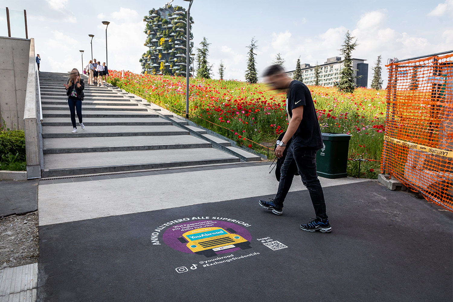 street advertising YouAbroad