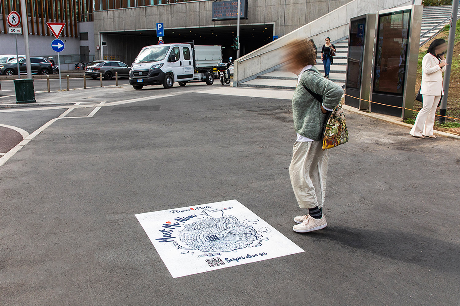 Papermate street advertising