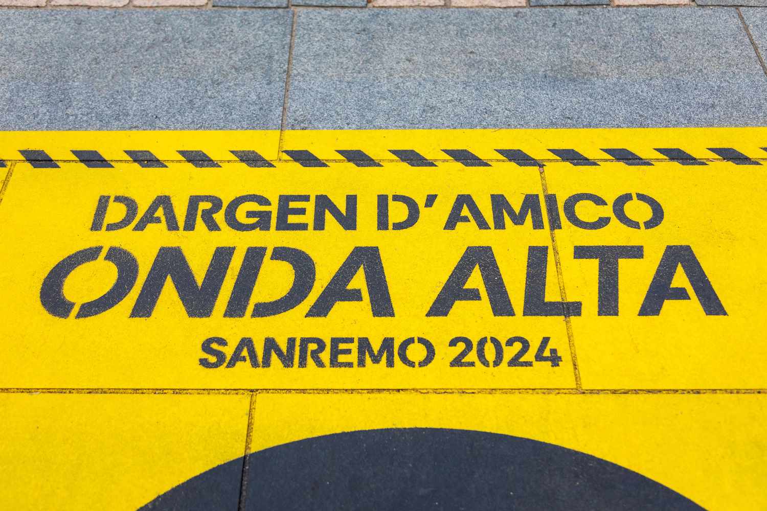 green graffiti Sanremo - Island Records - Dargen 