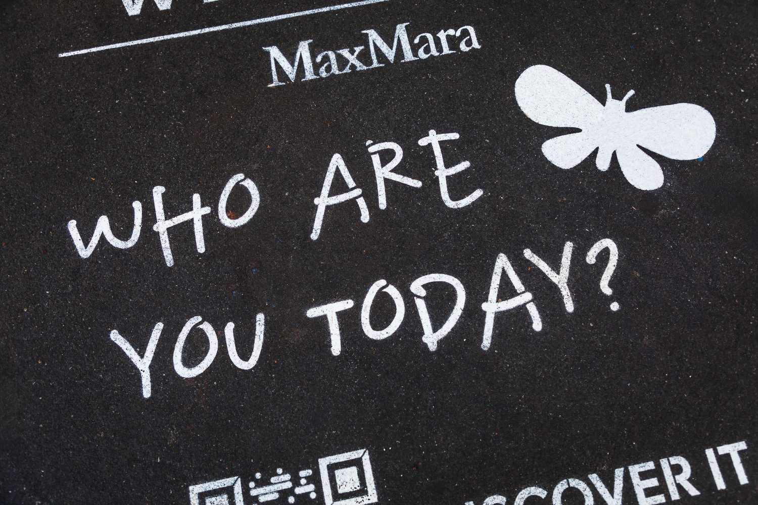 green graffiti - Max Mara