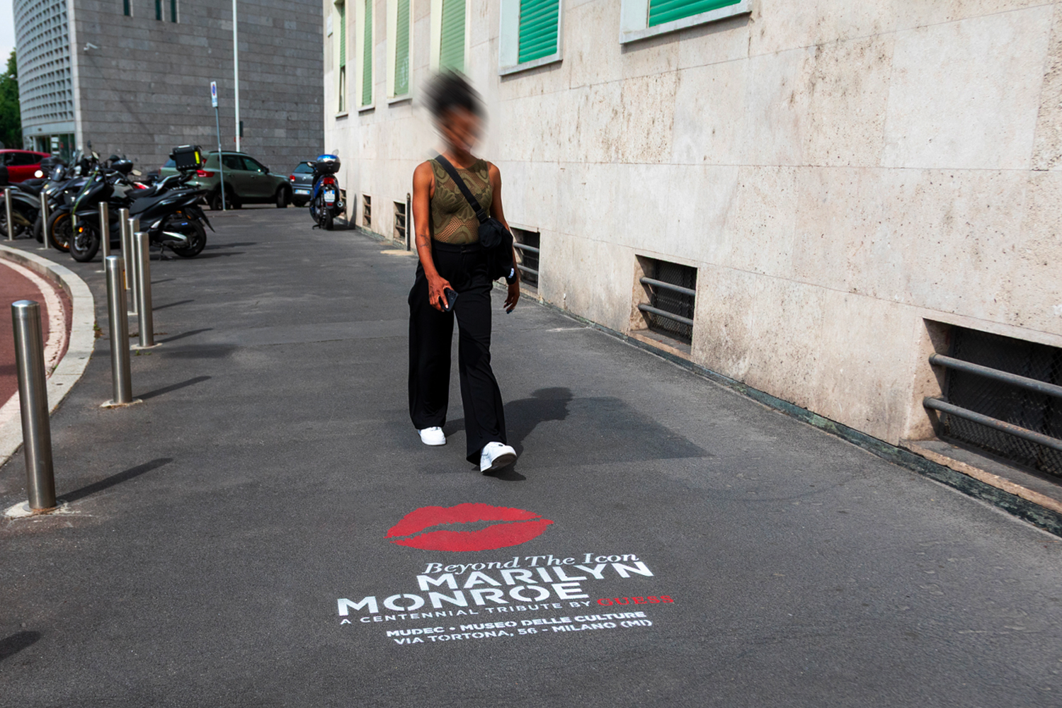 street marketing - Guess