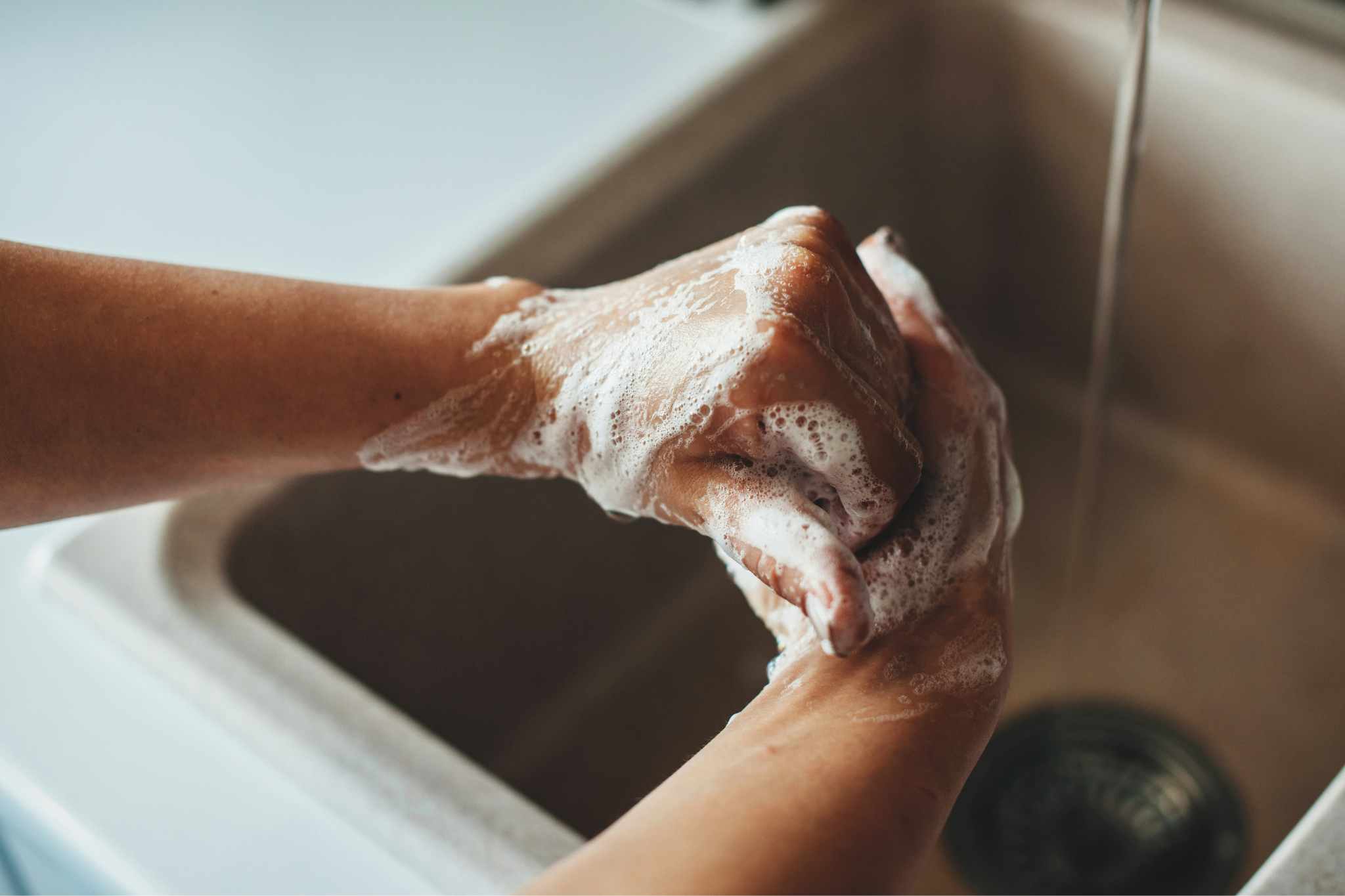 Lavage des mains en restauration : erreurs courantes et meilleures pratiques HACCP
